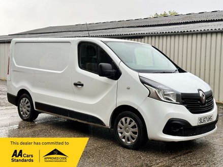 Renault Trafic 1.6 dCi 27 Business+ SWB Standard Roof Euro 6 5dr