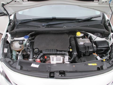 Peugeot 2008 1.2 PureTech GT Line Euro 6 (s/s) 5dr 48