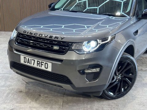 Land Rover Discovery Sport 2.0 Discovery Sport Black HSE TD4 Auto 4WD 5dr 37