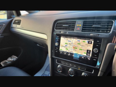Volkswagen Golf MATCH TSI 21