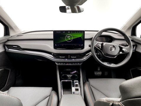 Skoda Enyaq iV 62kWh 60 SUV 5dr Electric Auto (DC120kW) (179 ps) Air Con - Alloy Wheels 19