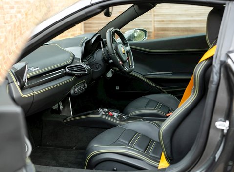 Ferrari 458 Spider 15