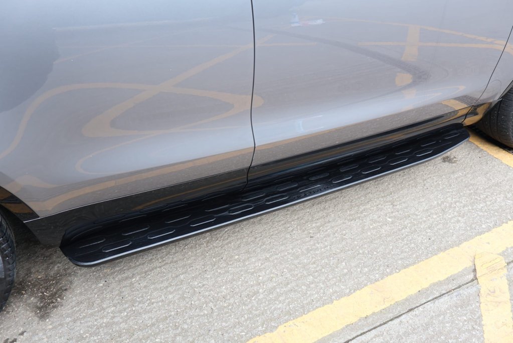 Land Rover Discovery R-DYNAMIC HSE MHEV COMMERCIAL GENUINE REAR SEATS  22 WHEELS BLACK ROOF  13