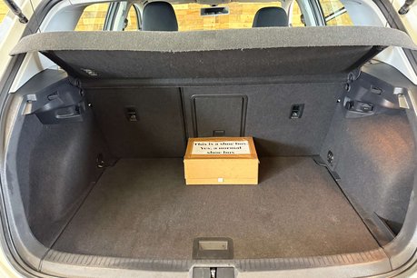 Volkswagen Golf e-Golf Hatchback 5dr Electric Auto (115 ps) 47