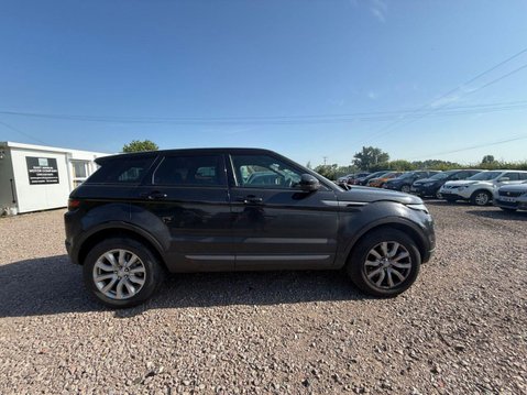 Land Rover Range Rover Evoque 2.0 eD4 SE SUV 5dr Diesel Manual FWD Euro 6 (s/s) (150 ps) 9