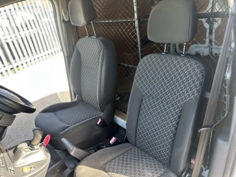 Renault Kangoo ML19 DCI Van air con, sat nav, parking sensors 11