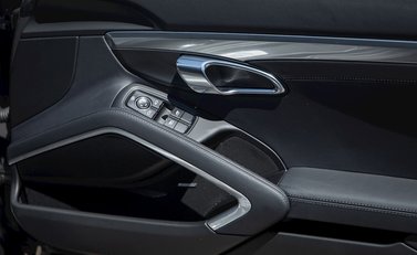 Porsche 911 (991) Targa 4S 21
