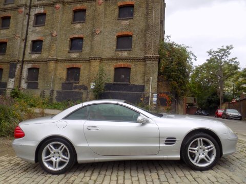 Mercedes-Benz SL Series SL500 9