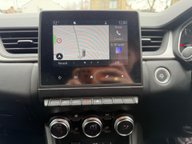 Renault Captur ICONIC TCE EDC 11