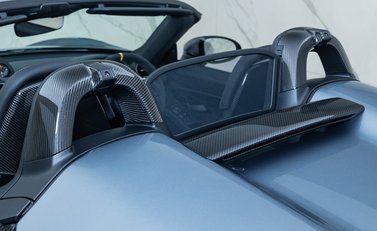 Porsche 718 SPYDER RS PDK 42