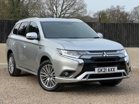 Mitsubishi Outlander PHEV DYNAMIC