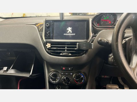 Peugeot 208 1.4 e-HDi Active Hatchback 5dr Diesel EGC Euro 5 (s/s) (70 ps) 8