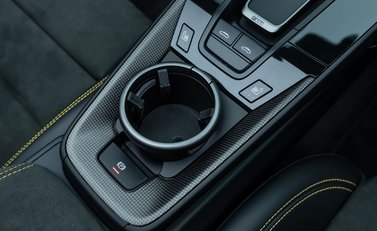 Porsche 911 Targa 4 GTS (992) 29