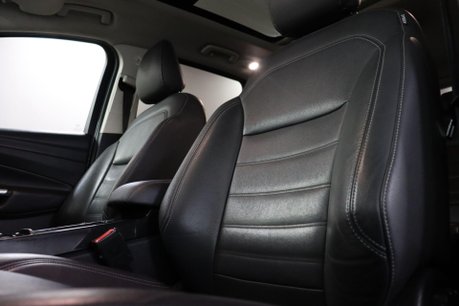 Ford Kuga TITANIUM X EDITION 35