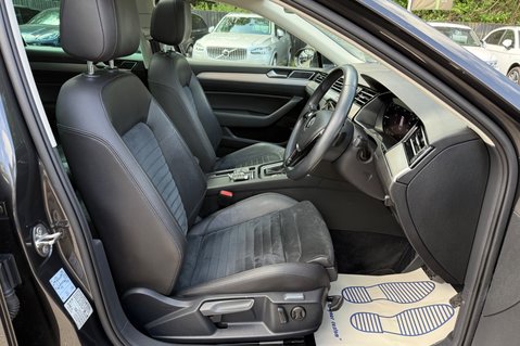 Volkswagen Passat GT TSI EVO DSG - PANORAMIC SUNROOF -19 INCH ALLOYS - ONE OWNER 16