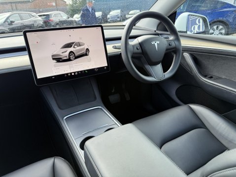 Tesla Model Y SUV 5dr Electric Auto RWD (346 ps) 29