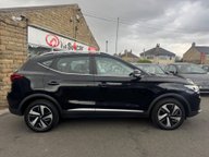 MG ZS TROPHY 6