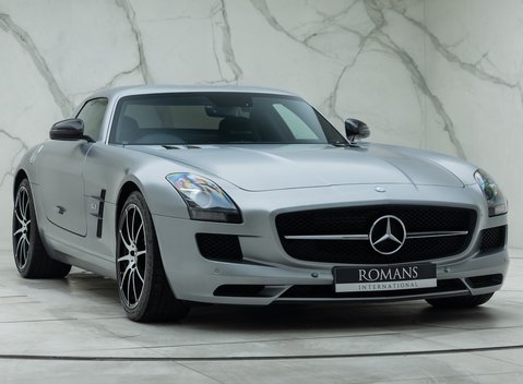 Mercedes-Benz SLS AMG GT 11