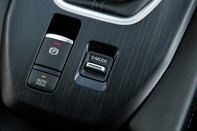 Nissan Qashqai DIG-T N-CONNECTA MHEV 32