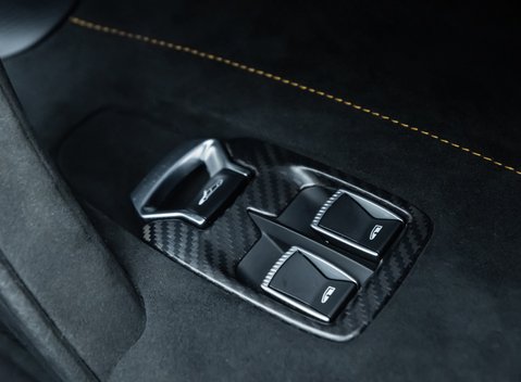 McLaren 765LT Spider 34