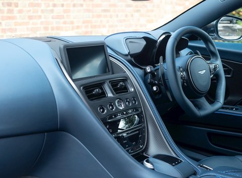 Aston Martin DBS Superleggera 15