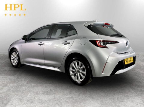 Toyota Corolla 1.8 VVT-h Icon Hatchback 5dr Petrol Hybrid CVT Euro 6 (s/s) (140 ps) 1 Owne 5