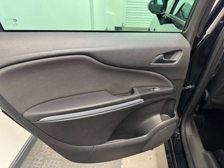 Vauxhall Zafira 1.4 Zafira Tourer SRi T 5dr 23