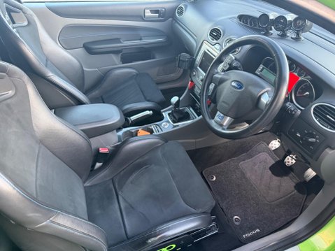 Ford Focus 2.5 RS 3dr 73
