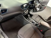 Hyundai IONIQ 1.6 IONIQ Premium FHEV Semi-Auto 5dr 51