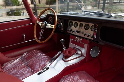 Jaguar E-Type 3.8 Flat Floor Roadster 21