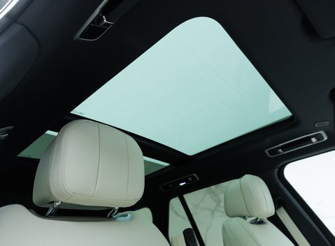 Land Rover Range Rover D350 HSE 12