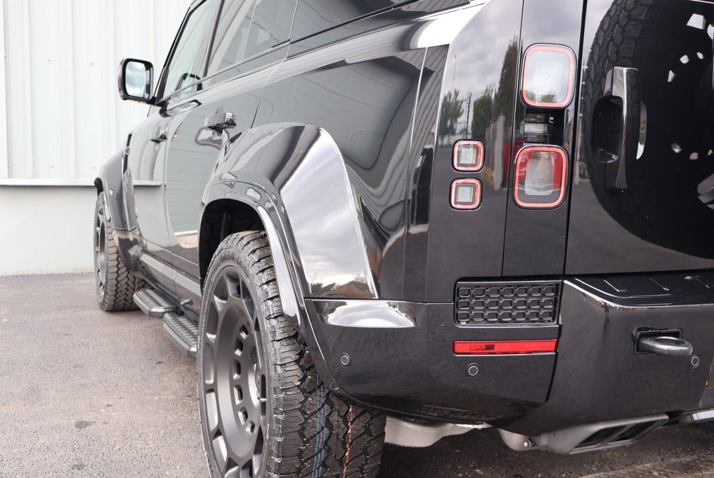 Land Rover Defender 110 D350 HARD TOP X-DYNAMIC HSE WITH THE ALL NEW SKR FULL BODY KIT SVR SEATS  35