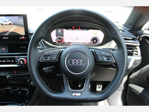 Audi A5 SPORTBACK TFSI S LINE BLACK EDITION MHEV 17