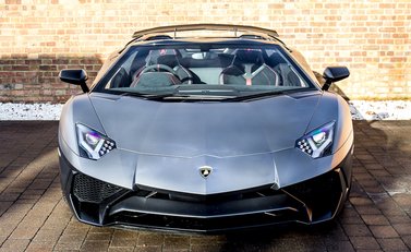 Lamborghini Aventador SV LP 750-4 Roadster 33