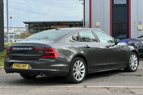 Volvo S90 2.0 D4 Momentum Plus Saloon 4dr Diesel Auto Euro 6 (s/s) (190 ps) 8