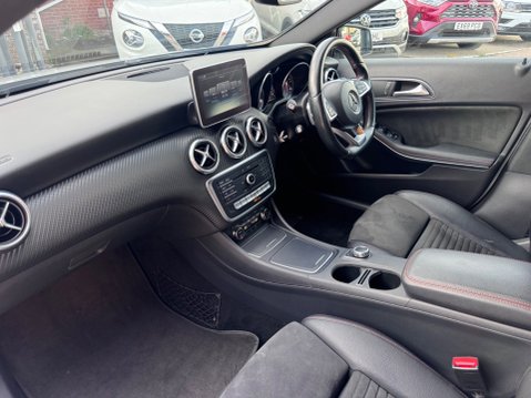 Mercedes-Benz A Class A 200 D AMG LINE PREMIUM 10