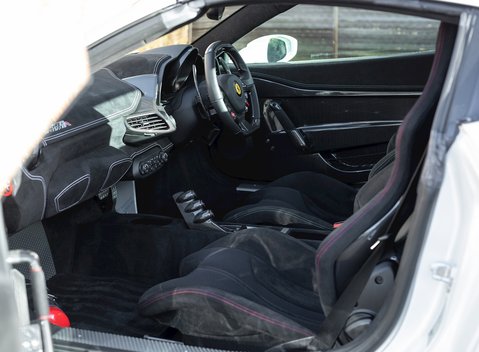 Ferrari 458 Speciale Aperta 15
