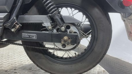 Um Renegade 2017 RUNNING PROJECT BIKE LARGE 125CC CRUISER LEARNER 18