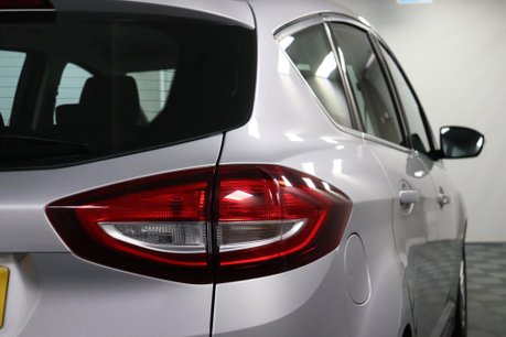 Ford C-Max ZETEC 23
