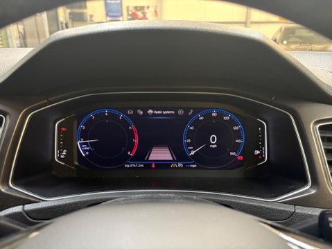 Volkswagen T-Roc 1.5 TSI EVO SE Euro 6 (s/s) 5dr 35