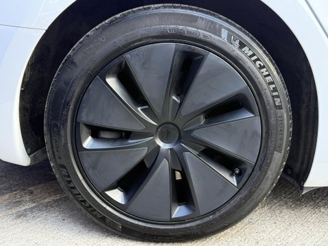 Tesla Model 3 Saloon 4dr Electric Auto RWD (208 ps) 15