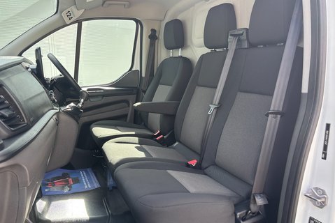 Ford Transit Custom 320 L1 Leader 130 ps Panel Van - Sat Nav / Air Con 3