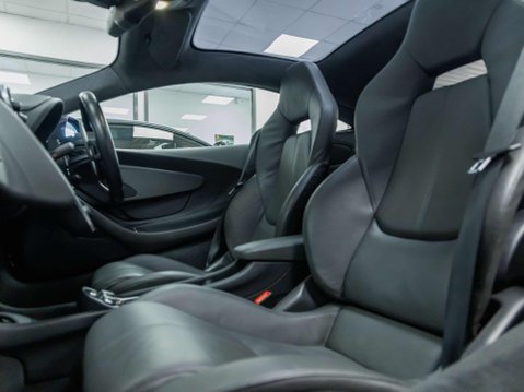 McLaren 570 3.8T V8 Coupe 2dr Petrol SSG Euro 6 (s/s) (570 ps) 6