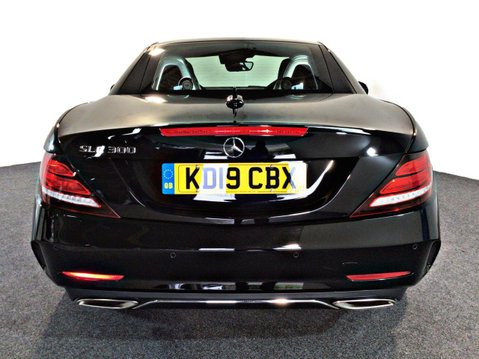 Mercedes-Benz SLC 2.0 SLC 300 AMG LINE 2d 241 BHP 5