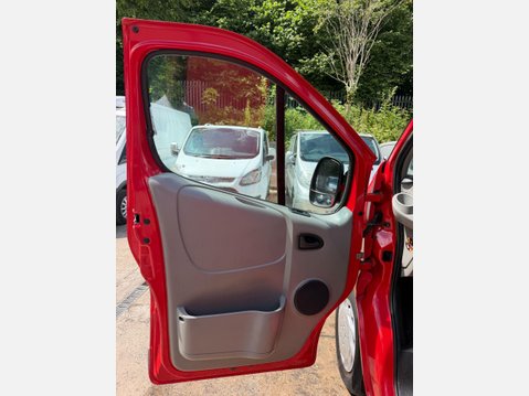 Vauxhall Vivaro 2.0 2900 CDTi Panel Van 4dr Diesel Manual FWD L1 (195 g/km, 113 bhp) 32