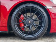 Porsche 911 CARRERA GTS PDK 6