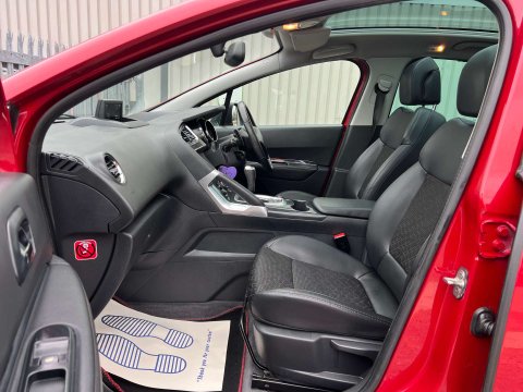 Peugeot 3008 1.6 3008 Allure e-HDi Semi-Auto 5dr 15