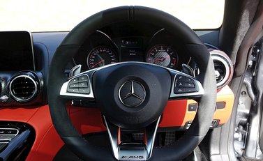 Mercedes-Benz Amg GT GT S 10