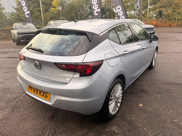 Vauxhall Astra ELITE NAV 7