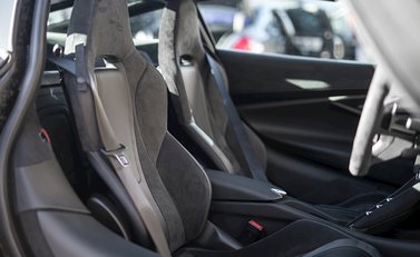 McLaren 720S Performance 12